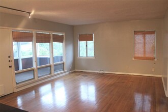 1701 Kipling St-Unit -3606 Dunlavy in Houston, TX - Building Photo - Building Photo