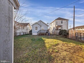 211 Main St in Dundalk, MD - Building Photo - Building Photo