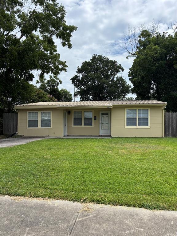 1007 S 3rd St in La Porte, TX - Building Photo - Building Photo