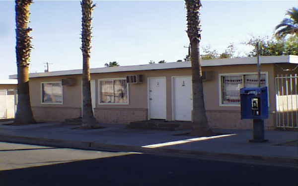 2108 Sunrise Ave in Las Vegas, NV - Building Photo - Building Photo