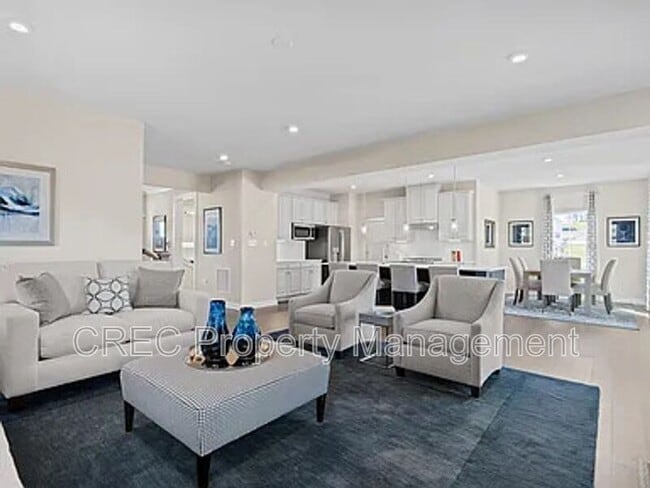 1018 Lacebark Dr in Ridgeville, SC - Building Photo - Building Photo