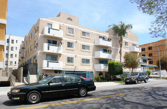 Sun Blind in Los Angeles, CA - Building Photo - Building Photo