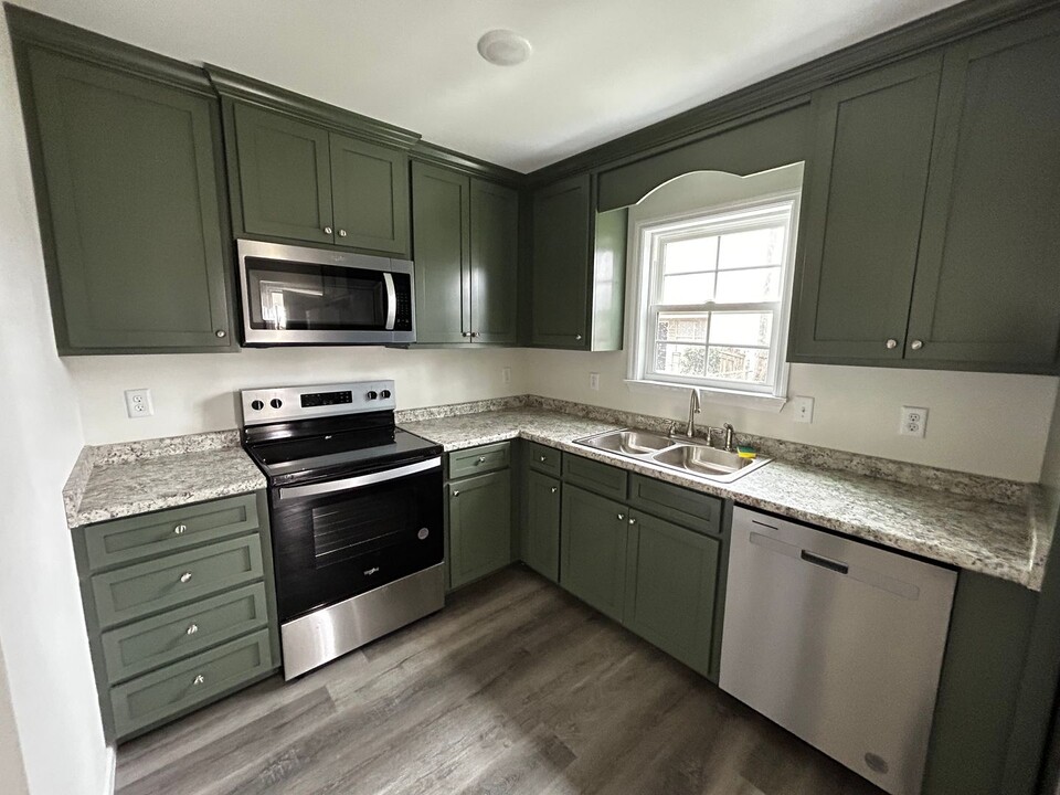 1532 Woodard St in Valdosta, GA - Building Photo