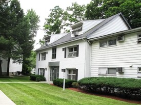 14 Arbor Hill Drive Apartments