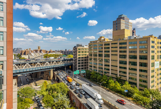 98 Front Condominiums in Brooklyn, NY - Building Photo - Building Photo