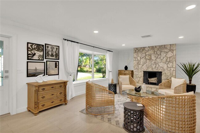 1945 Anglers Cove in Vero Beach, FL - Building Photo - Building Photo