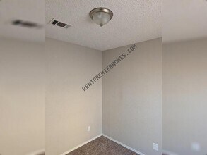 10124 Lone Eagle Dr in Fort Worth, TX - Building Photo - Building Photo