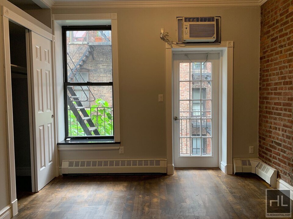 East 28th Street in New York, NY - Building Photo