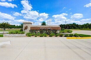 11914 Carvalho Dr in Tomball, TX - Building Photo