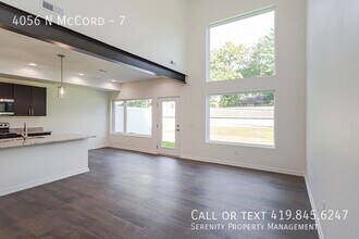 4056 N McCord Rd in Sylvania, OH - Building Photo - Building Photo