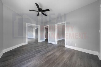 1181 Rozelle Ave in East Cleveland, OH - Foto de edificio - Building Photo