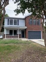 4719 Desert Poppy in San Antonio, TX - Building Photo