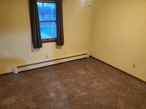 5721 Sheridan Rd, Unit 2 in Youngstown, OH - Building Photo - Building Photo