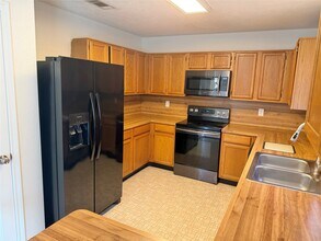 7331 Burkridge Dr in Houston, TX - Building Photo - Building Photo