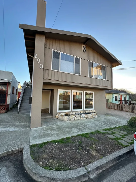 190 Paloma Ave, Unit #3 in Pacifica, CA - Building Photo