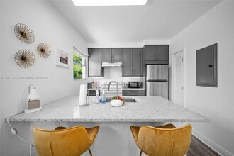 1520 SW 11th Terrace in Miami, FL - Building Photo - Building Photo