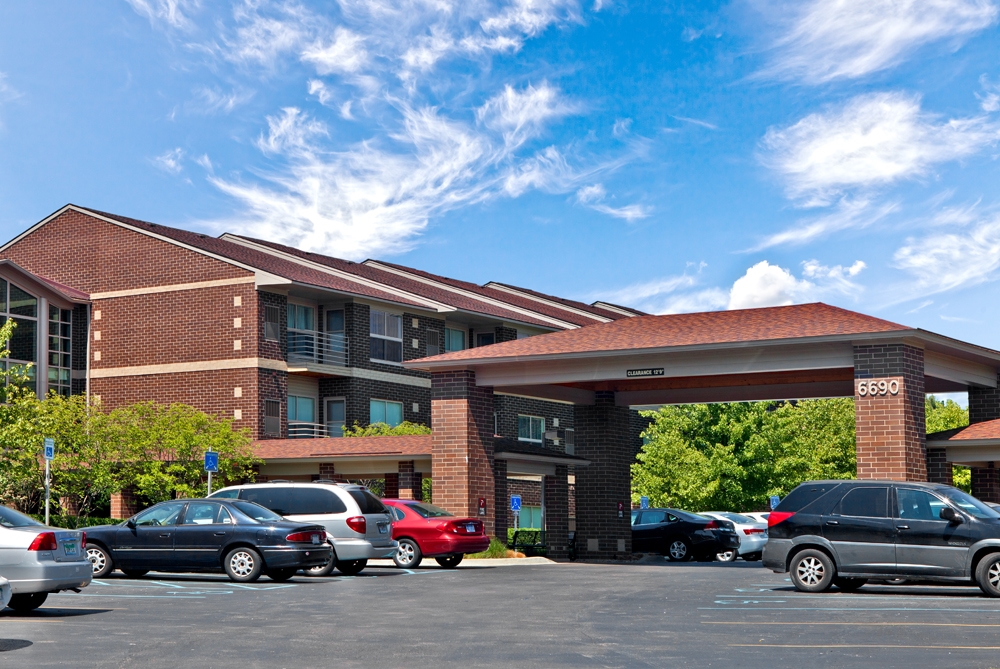 Lillian & Samuel Hechtman Senior Apartments in West Bloomfield, MI - Foto de edificio
