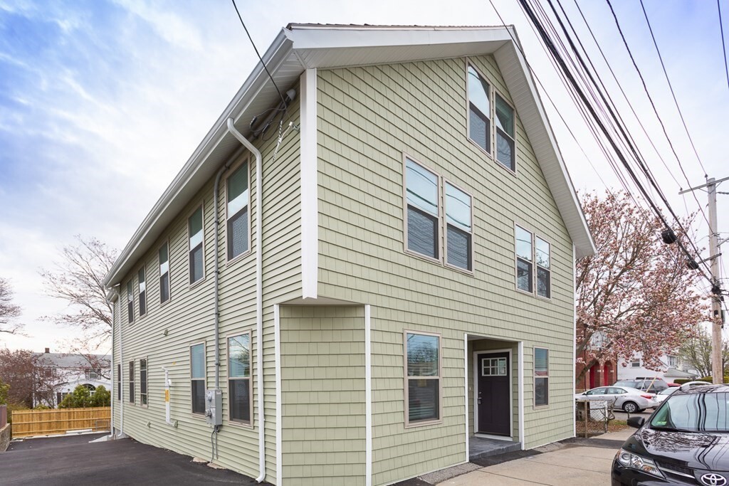 476 Fulton St in Medford, MA - Building Photo