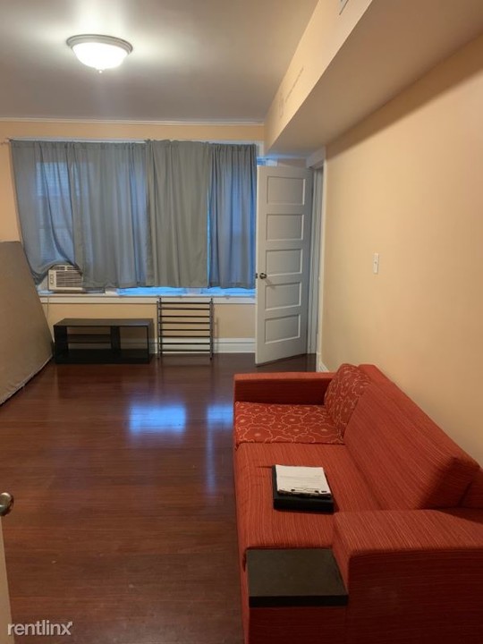 4311 S Wood St in Chicago, IL - Building Photo