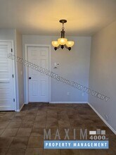 385 Sunnyside Cir in Grand Junction, CO - Building Photo - Building Photo