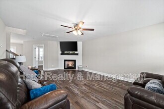 764 Lillian Grace Dr in Clarksville, TN - Building Photo - Building Photo