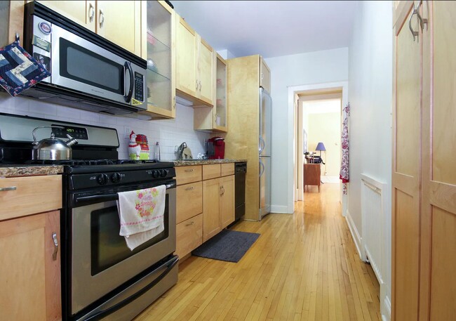property at 2509 Girard Ave S