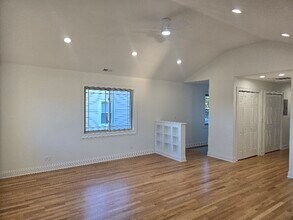 4737 W Warwick Ave in Chicago, IL - Building Photo - Building Photo