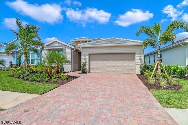 317 Spiaggio Ct in Naples, FL - Building Photo - Building Photo