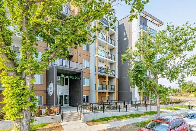 114 University in Edmonton, AB - Building Photo - Building Photo