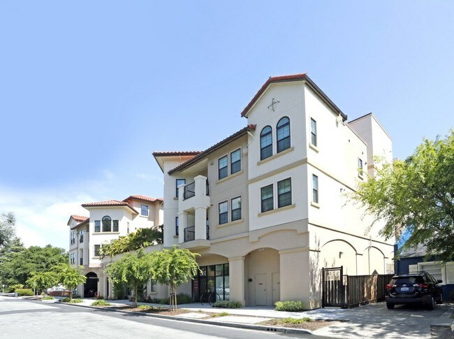 777 Walnut St in San Carlos, CA - Building Photo - Building Photo