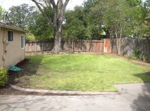 3217 Wemberley Dr in Sacramento, CA - Building Photo - Building Photo