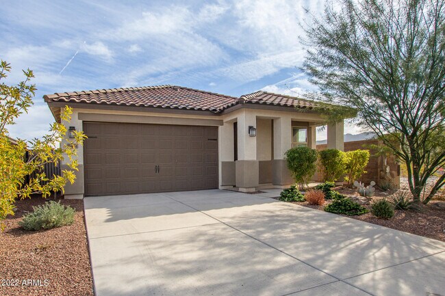 8451 S 164th Dr in Goodyear, AZ - Building Photo - Building Photo