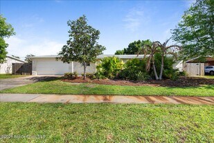 1738 Cadillac Cir N in Melbourne, FL - Building Photo