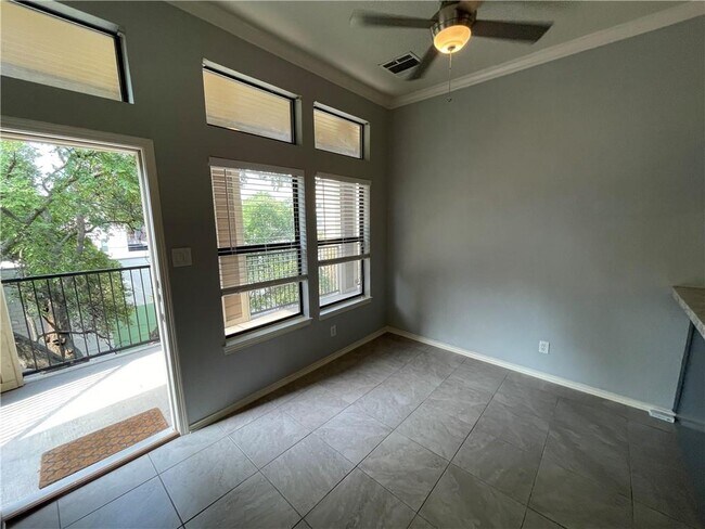 2802 Nueces St in Austin, TX - Foto de edificio - Building Photo