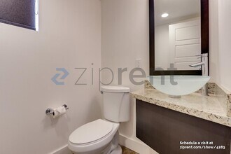 2448 Aperture Cir in San Diego, CA - Building Photo - Building Photo