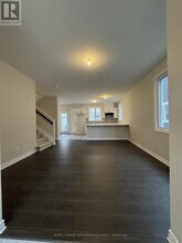 182 Ryan Reynolds Wy in Ottawa, ON - Building Photo - Building Photo