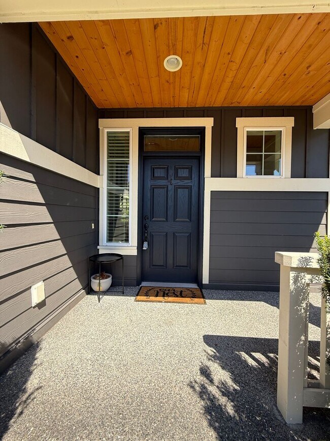 18302 43rd Dr SE in Bothell, WA - Foto de edificio - Building Photo