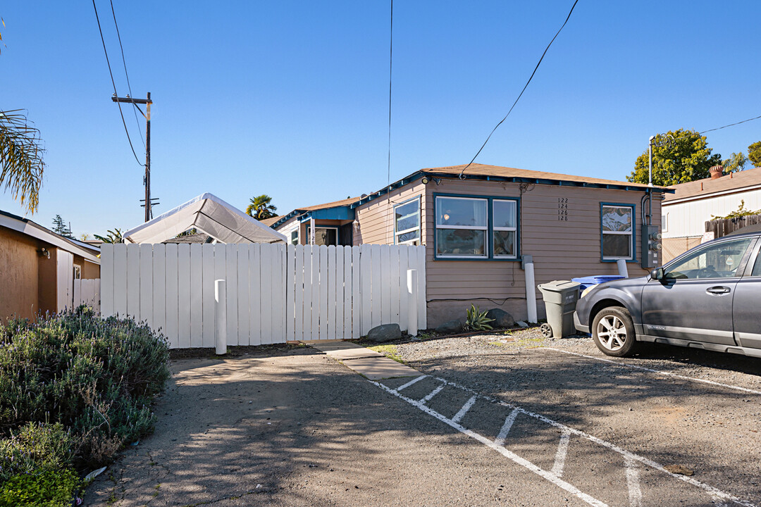 128 Camino Corto in Vista, CA - Building Photo