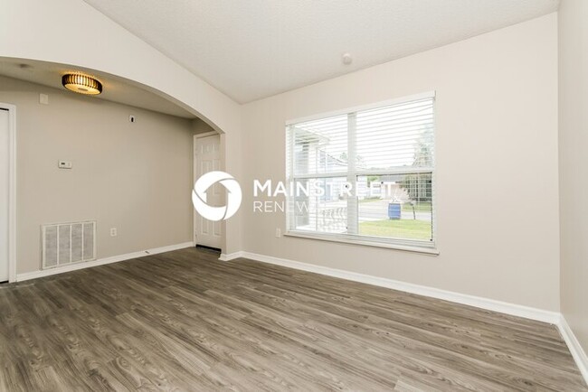 210 Dalton Dr in Kissimmee, FL - Building Photo - Building Photo