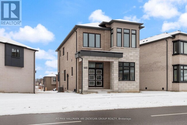 603 Riverlands Ave in Markham, ON - Building Photo - Building Photo