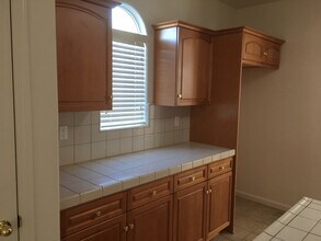 2642 Blackwood Ave in Clovis, CA - Building Photo - Building Photo