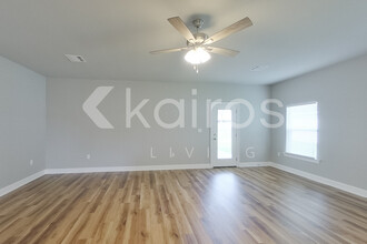 13766 Willowmore Dr in Denham Springs, LA - Building Photo - Building Photo