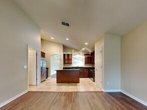 915 Branchwood Way in Winter Garden, FL - Building Photo - Building Photo