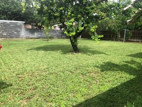 54 Woodmere Ct in Brownsville, TX - Building Photo - Building Photo