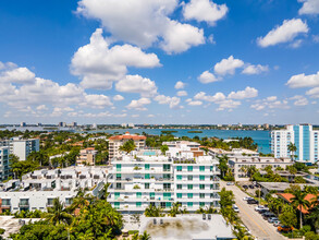 Le Jardin Residences in Bay Harbor Islands, FL - Building Photo - Building Photo