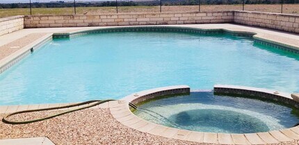 12300 FM1105 in Bartlett, TX - Building Photo - Building Photo