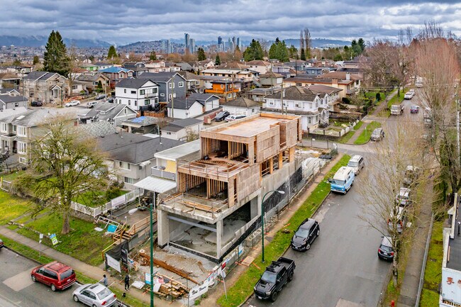 4292 Slocan St in Vancouver, BC - Building Photo - Building Photo