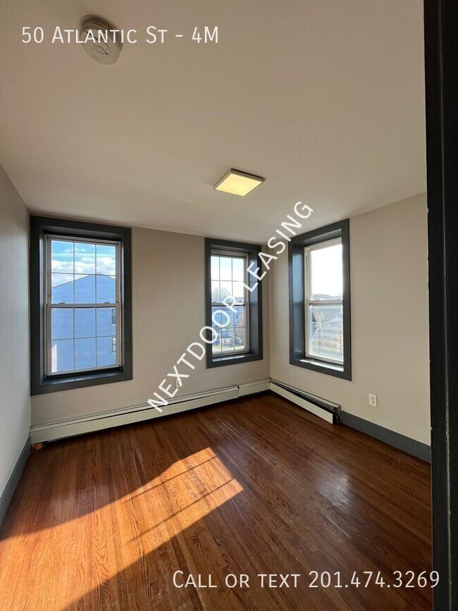 50 Atlantic St in Jersey City, NJ - Building Photo - Building Photo