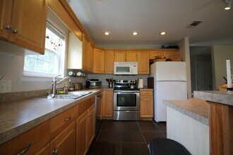 999 Holton Ave in Fort Walton Beach, FL - Building Photo - Building Photo