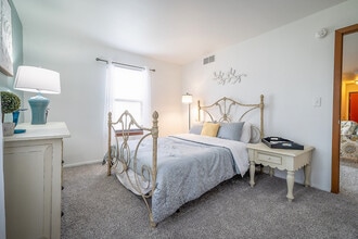 Beckwith Place Apartments in Grand Rapids, MI - Foto de edificio - Building Photo